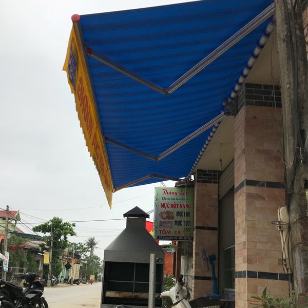 Lắp đặt bạt cuốn che nắng tại Lạng Giang, Bắc Giang