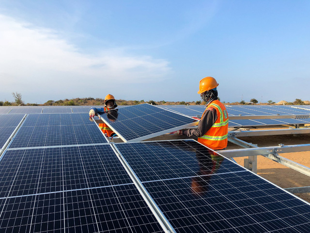 Lắp đặt hệ thống điện năng lượng mặt trời tại Quảng Ninh