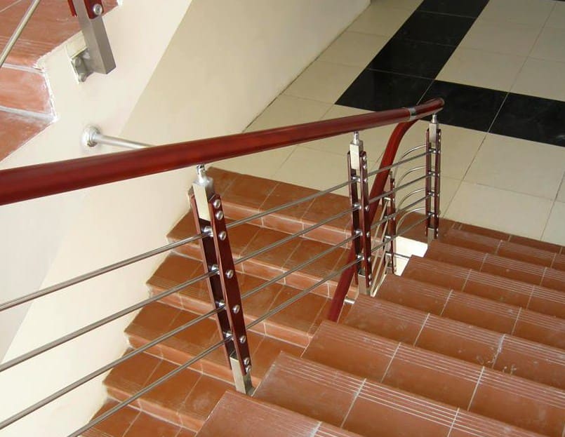 Cầu thang inox cao cấp