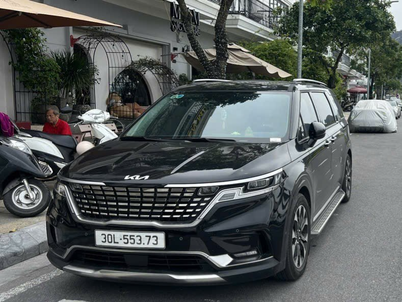 Giá thuê xe 7 chỗ Kia Carnival tại Hưng Yên