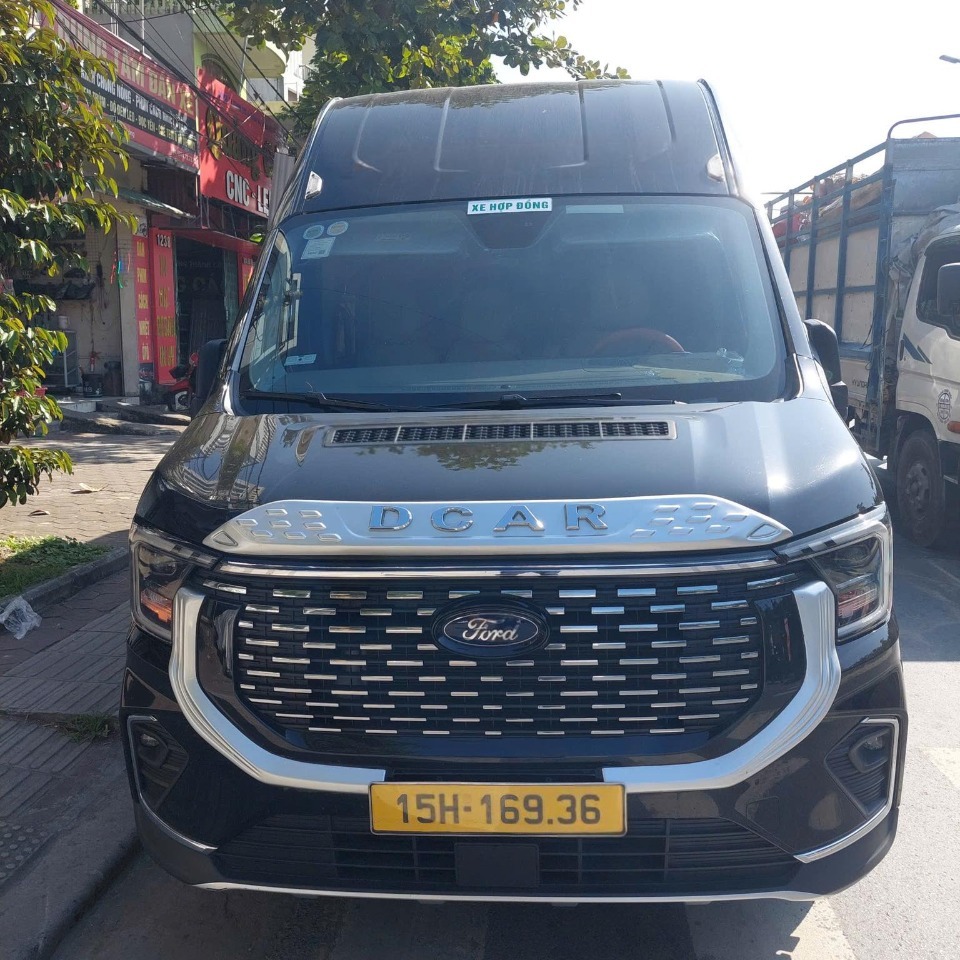 Thuê xe du lịch Dcar Limousine 9 chỗ tại Hải Phòng