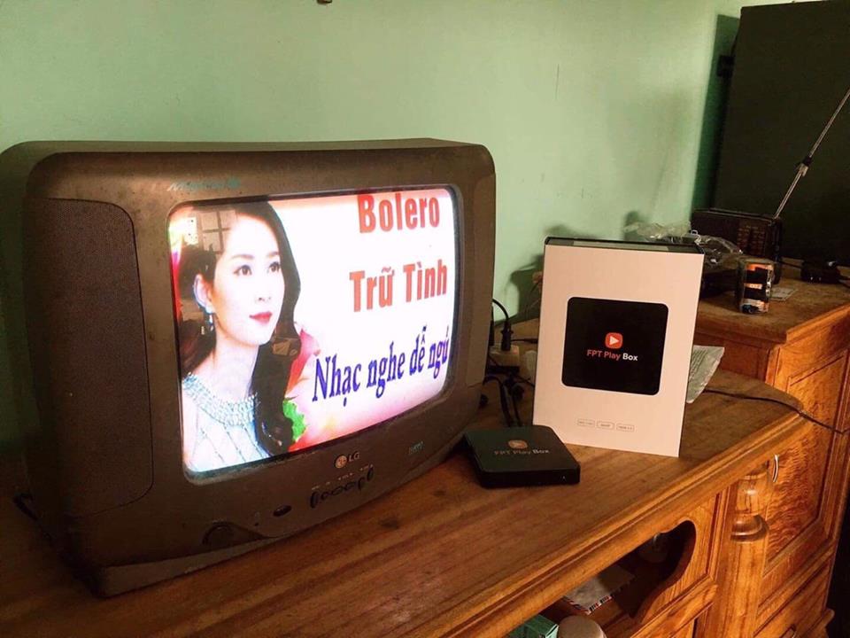 Lắp đặt FPT Play Box cho tivi đời cổ ở Sầm Sơn, Thanh Hóa