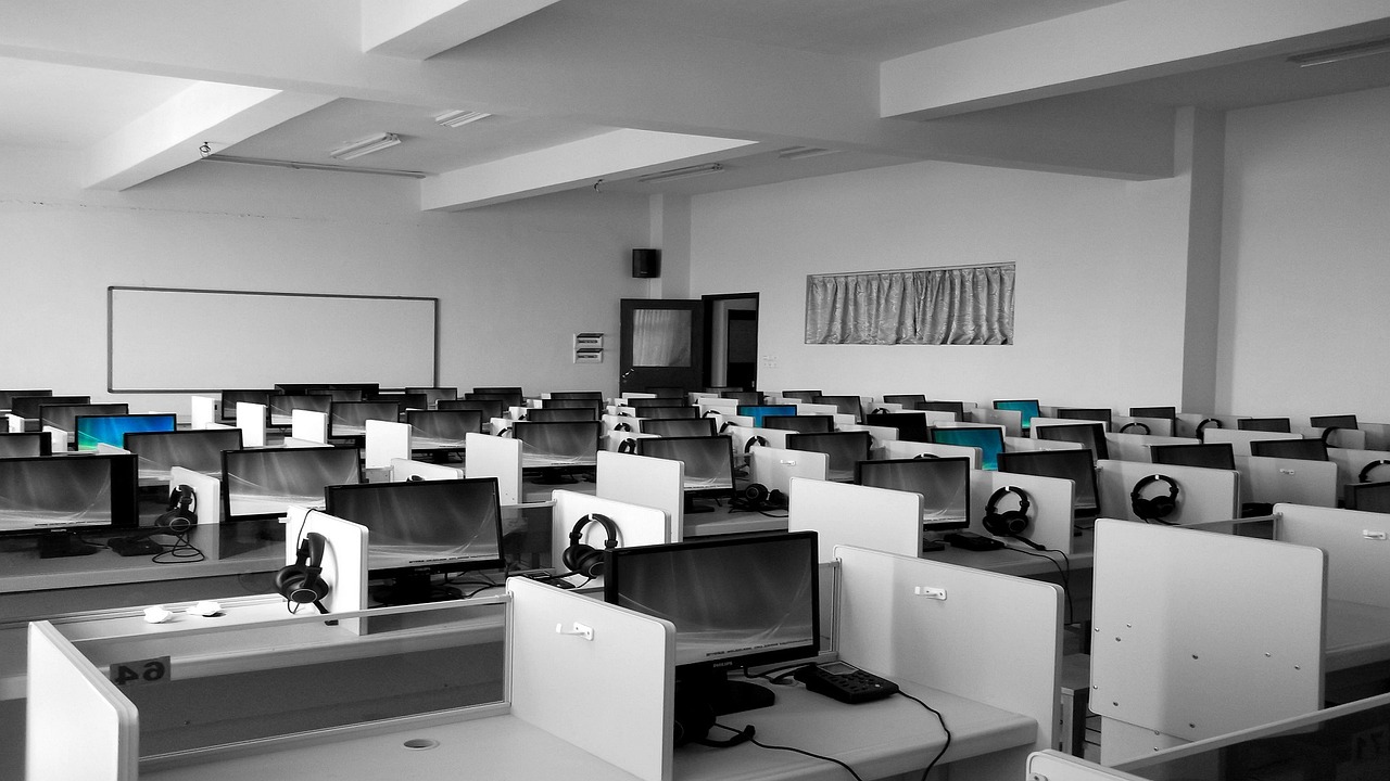 Lắp ráp máy tính văn phòng cho các công ty tại Thái Bình